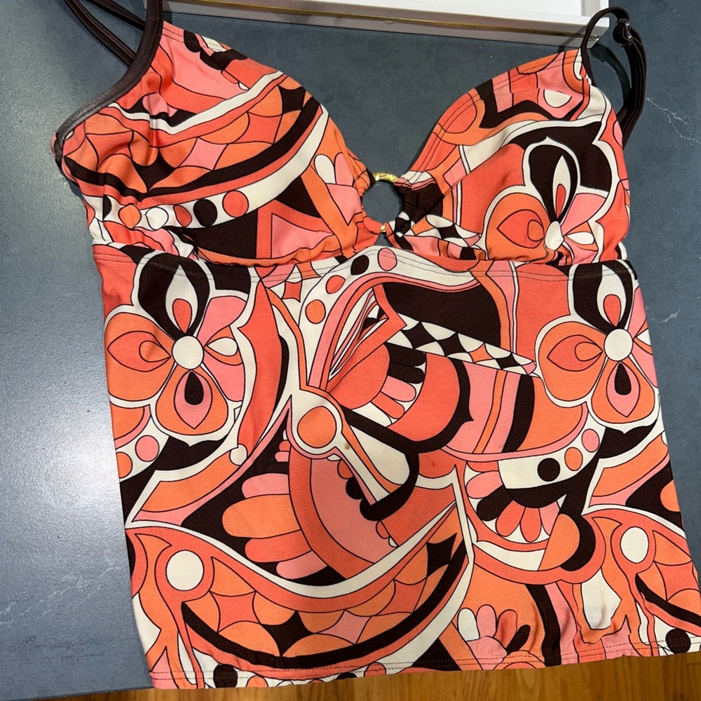 ORANGE AND PINK PATTERNED TANK TOP!